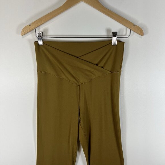 OFFLINE By Aerie Real Me High Waisted Crossover Flare Legging Size Large - Picture 3 of 7